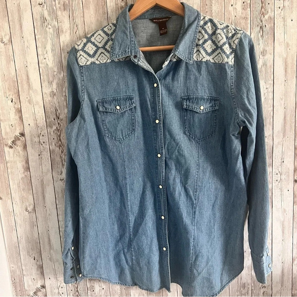Denim Chambray Western Pearl Snap Shirt - Picture 1 of 4
